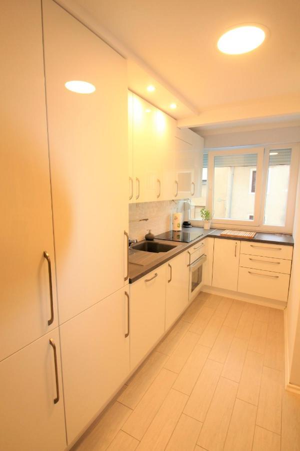Apartment Pia Шибеник Экстерьер фото